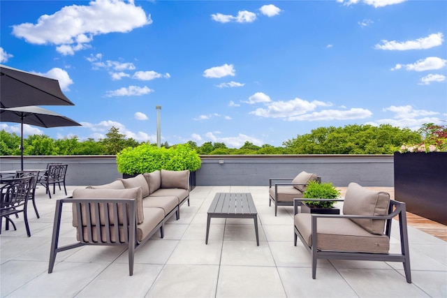 view of patio / terrace featuring an outdoor hangout area