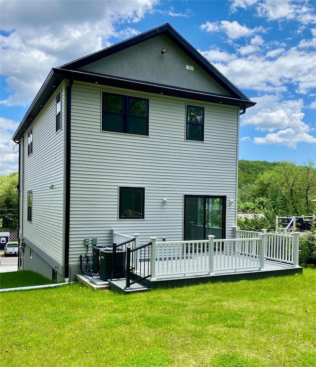 70 W Broadway, Nyack, NY 10960 - back of house with a deck and a yard
