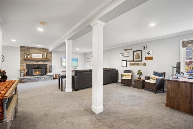 carpeted living room featuring crown molding