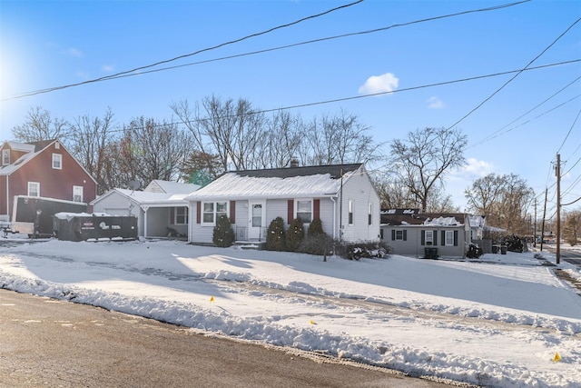 view of front of property