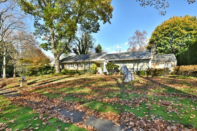 view of front of home