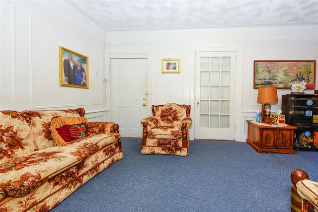 view of carpeted living room