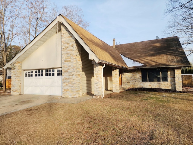 view of front facade with a garage