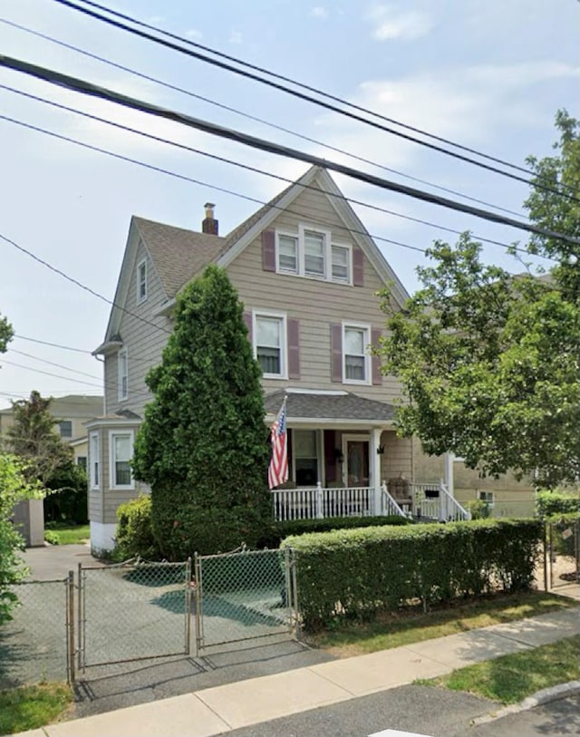 view of front of house featuring covered porch