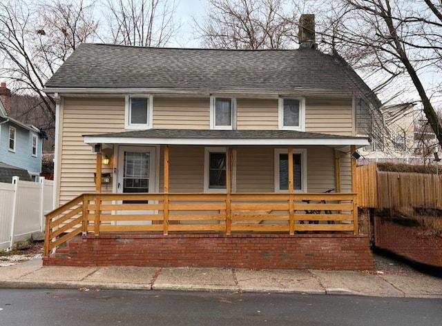 bungalow-style house featuring covered porch