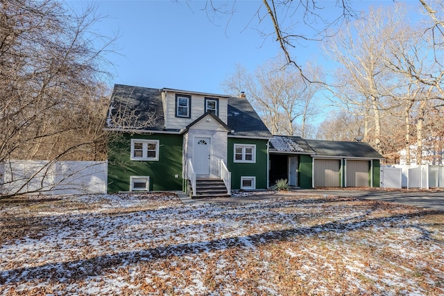 view of front of property