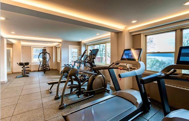 exercise room featuring a wealth of natural light