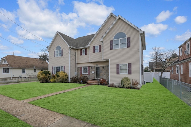 view of front facade with a front yard