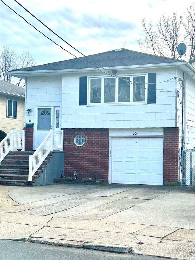 view of front facade with a garage