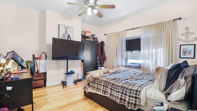 2350 Waterbury Ave, Bronx, NY 10462 - bedroom featuring wood finished floors and a ceiling fan