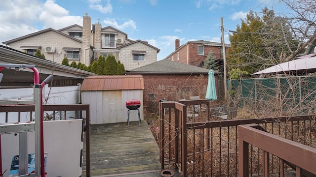2413 Wilson Ave, Bronx, NY 10469 - view of deck