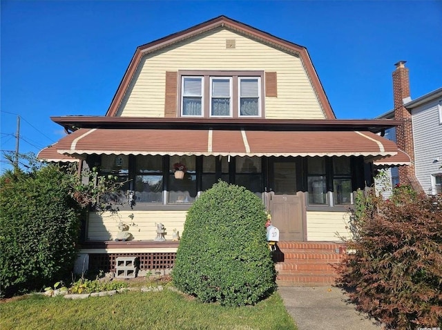 view of front of property