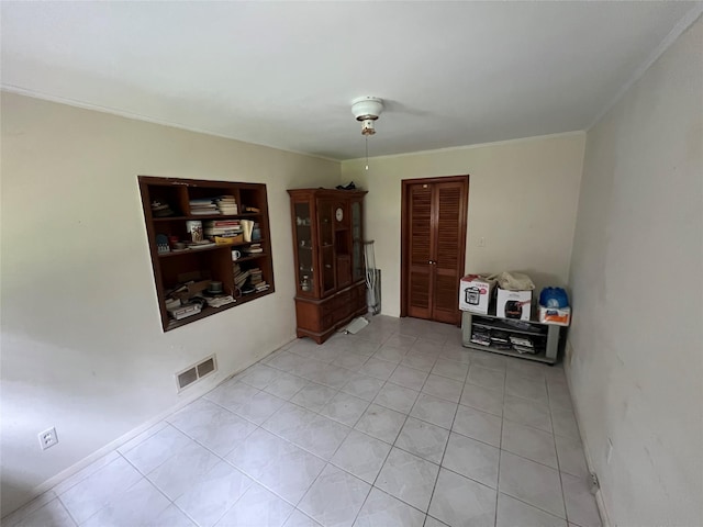 view of tiled spare room