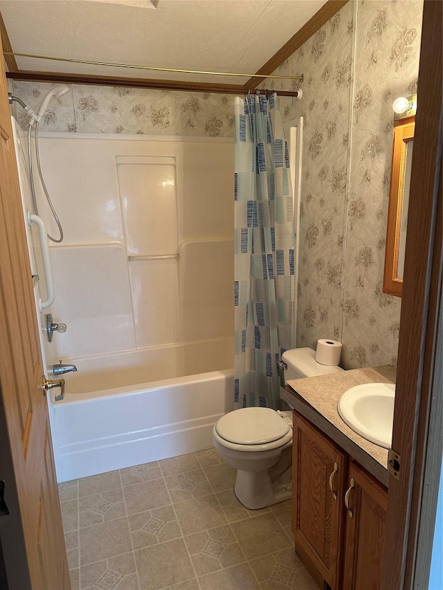 full bathroom featuring vanity, shower / bath combination with curtain, a textured ceiling, and toilet