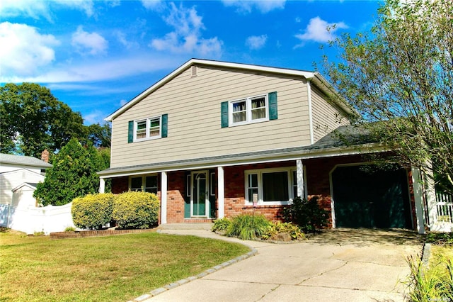 view of front of house featuring a front yard