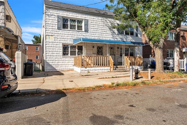 view of front of house with a porch