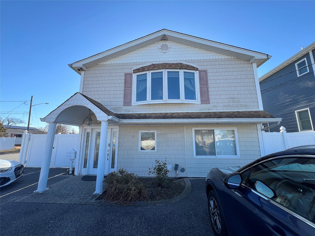 view of front of home