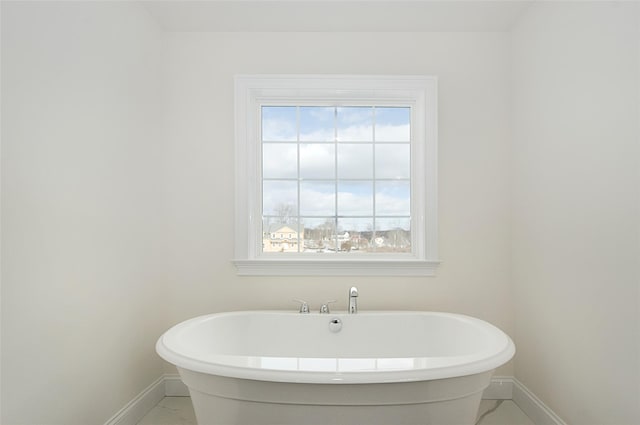 bathroom featuring a bathtub