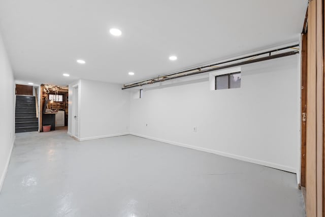 basement featuring washer / dryer