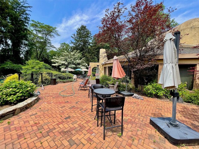 6 Hidden Pond, Muttontown, NY 11545 - view of patio / terrace
