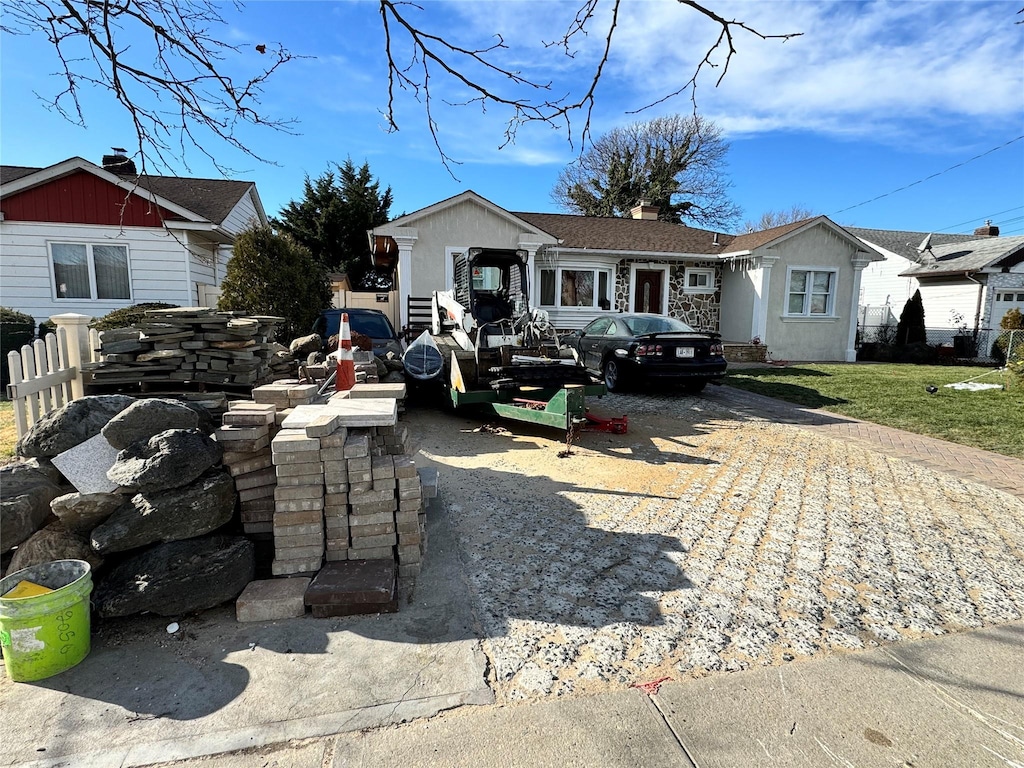 view of front of house