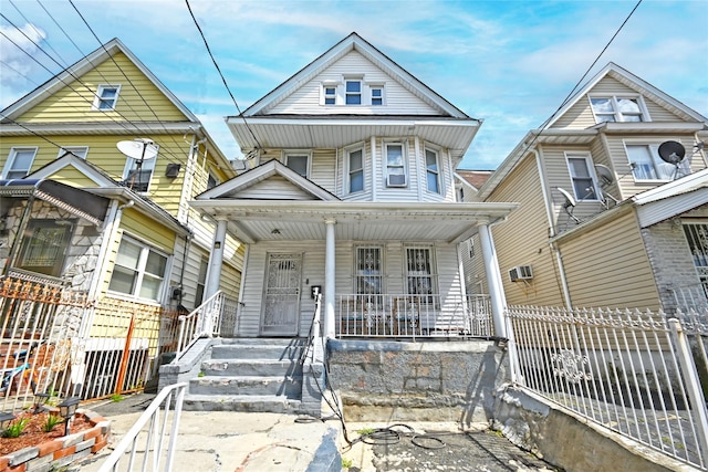 view of front of home with covered porch