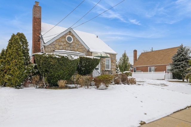 view of front of house