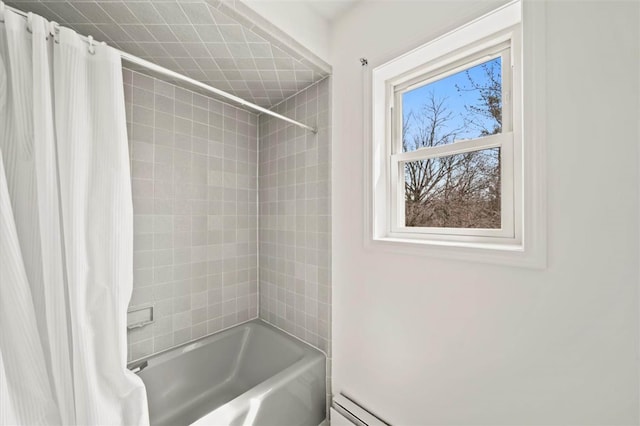 bathroom featuring shower / bathtub combination with curtain