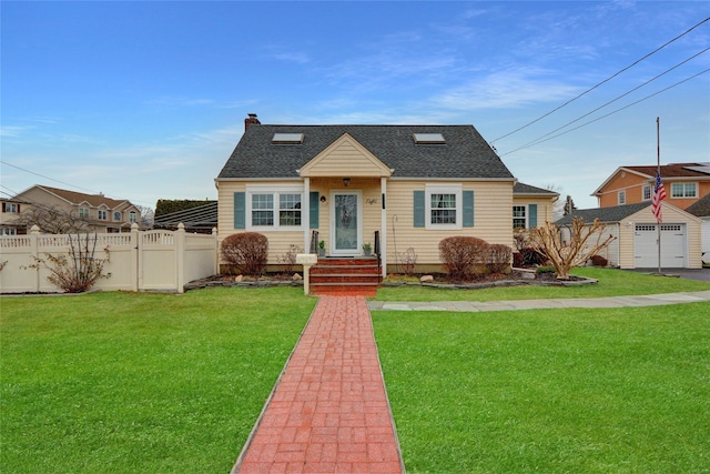 view of front of property with a front lawn