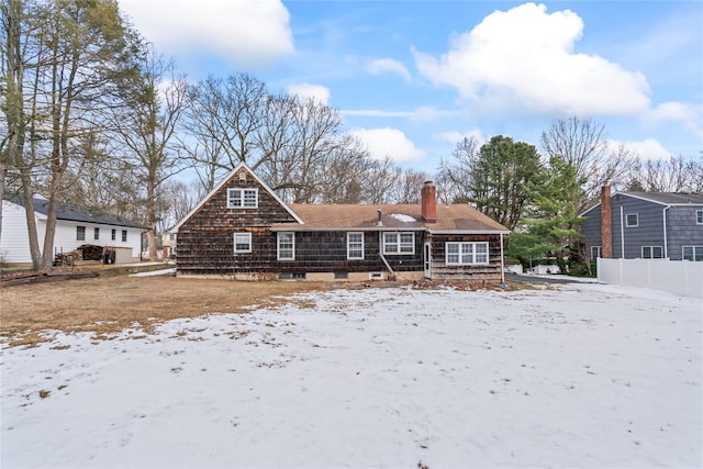 view of front of property