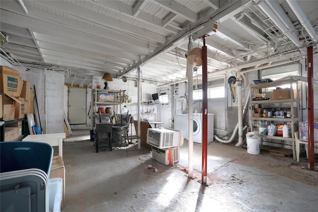 basement featuring washer / clothes dryer