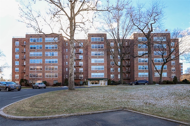 view of building exterior