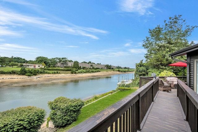 9 Porpoise Ct, Northport, NY 11768 - photo 4