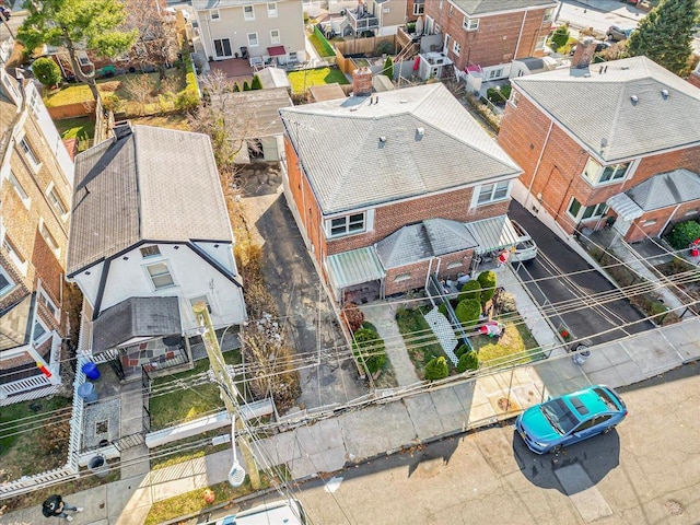 birds eye view of property featuring a residential view