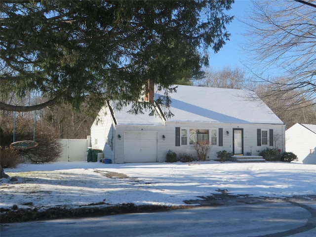 view of front of property