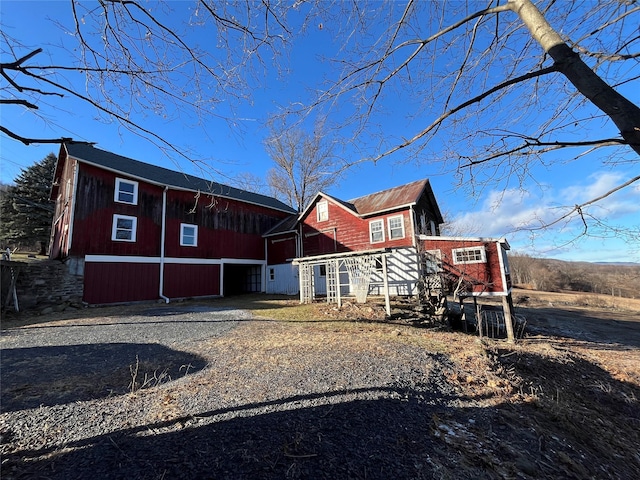 view of front of property