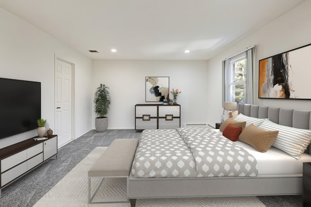 bedroom featuring carpet flooring