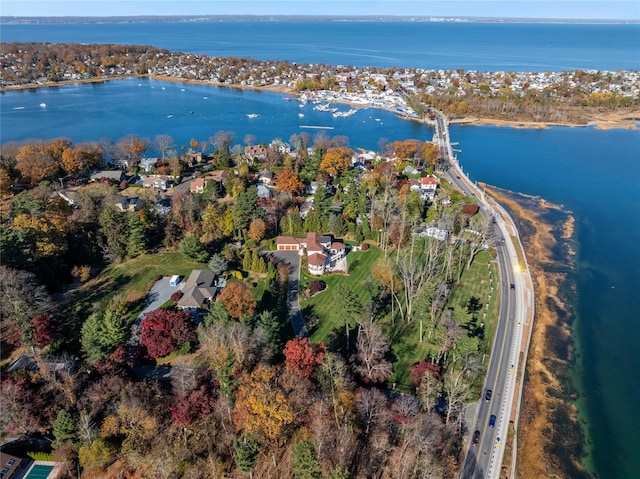 bird's eye view with a water view