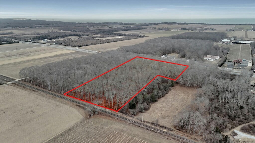 15690 County Road 48, Cutchogue, NY 11935 - photo 2