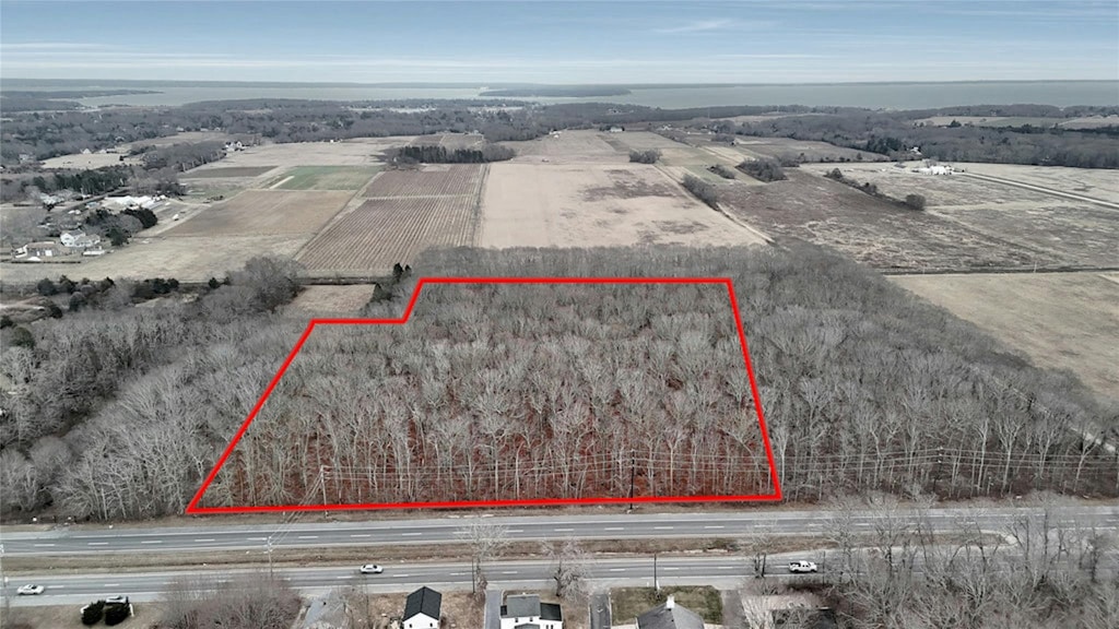 15690 County Road 48, Cutchogue, NY 11935 - photo 1