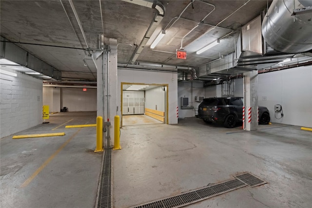 285 W 110th St Unit 2A, New York Manhattan, NY 10026 - view of parking deck