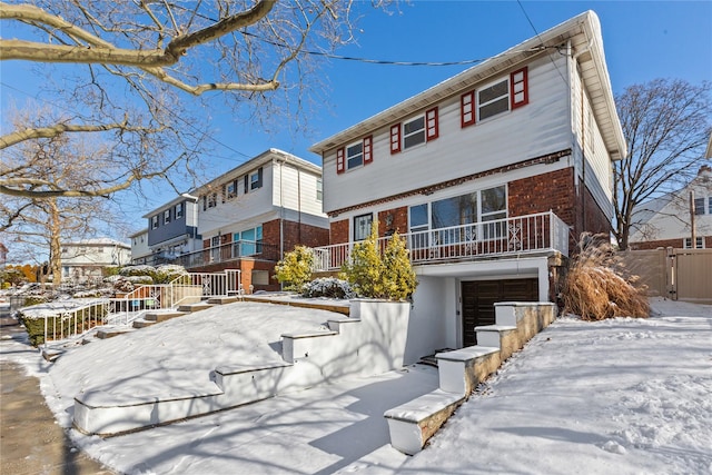 view of front of house featuring a garage