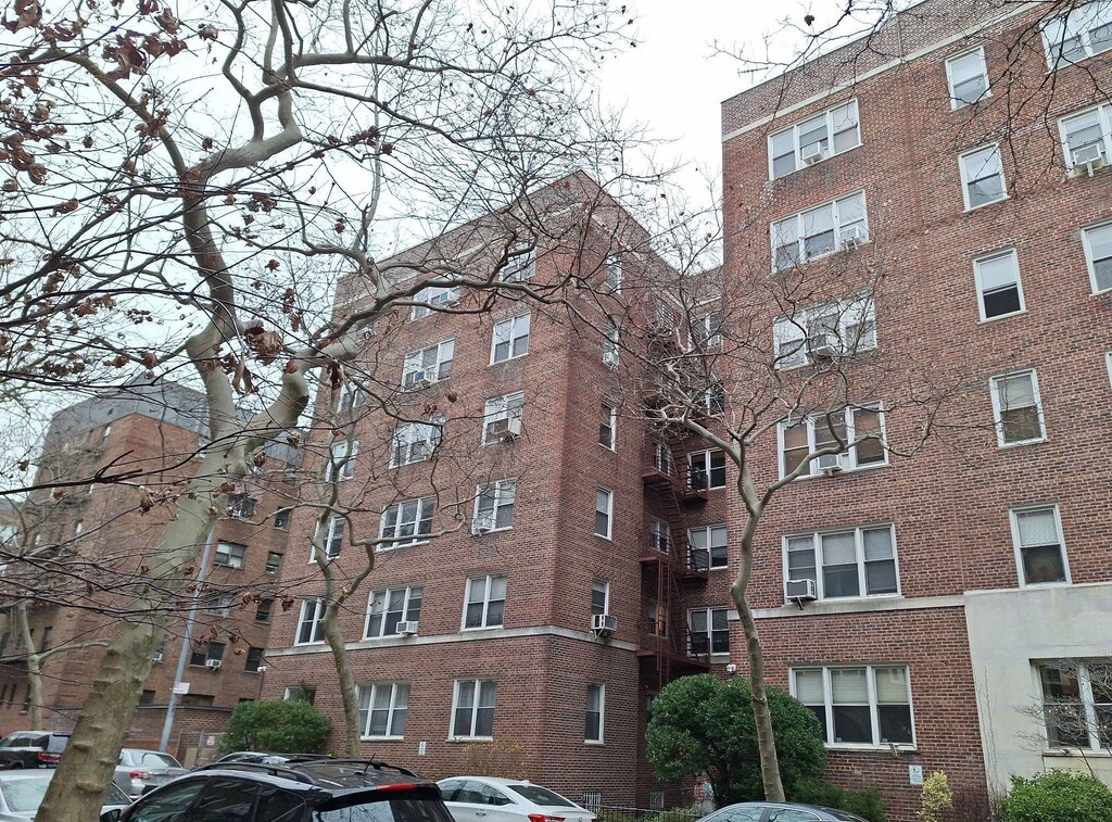 35-21 79th St Unit 4E, Jackson Heights, NY 11372 - photo 2