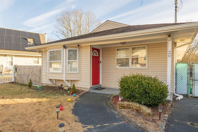 view of front of house with covered porch