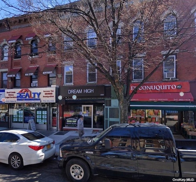 view of building exterior