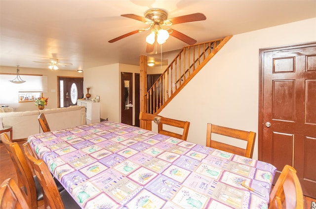 dining area with ceiling fan