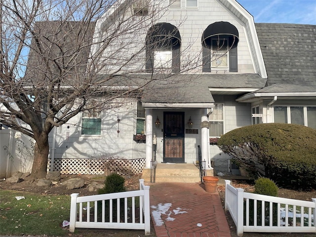 view of front of house