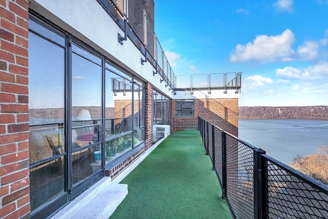 2727 Palisade Ave Unit 16Ab, Bronx, NY 10463 - balcony with a water view
