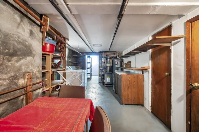 basement featuring washer and clothes dryer