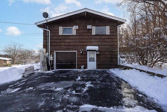 75 Tennyson Dr, Nanuet, NY 10954 - view of front property featuring a garage